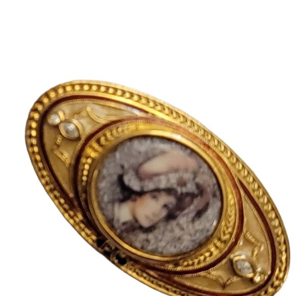 Avon Presidents Club Mrs. Albee Rhinestone Brooch, Signed PC K196 - Picture 2 of 7